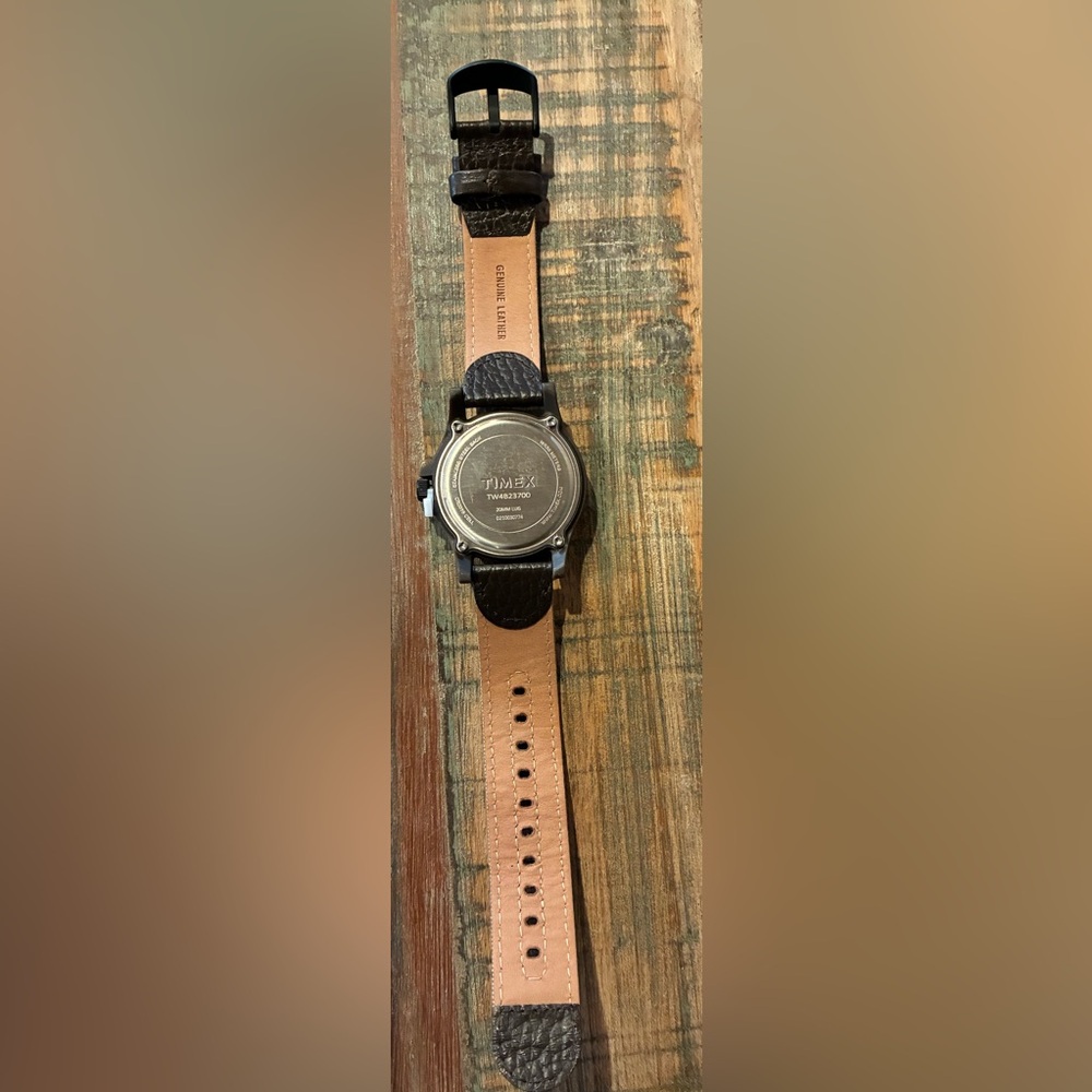Timex Expedition Fabric Strap with Leather Trim Watch - Picture 4 of 9